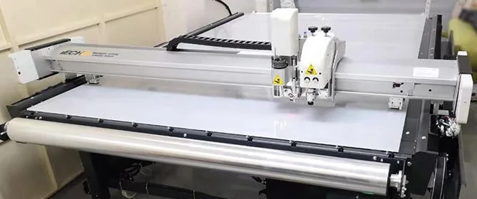 IECHO BK2 – flatbed digital cutting system